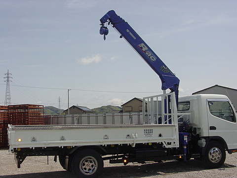龍野衛生公社は、兵庫県たつの市で廃棄物収集運搬をしており、ユニックやクレーン車を保有しています